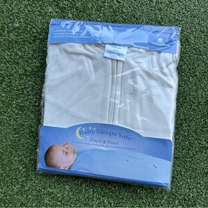 NEW Baby Sleeps Safe Pouch & Panel Cream / Size 0-9 Months